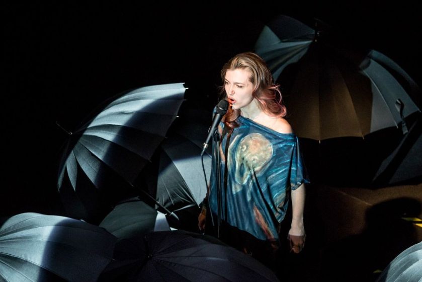 kanapka_z_czlowiekiem_9